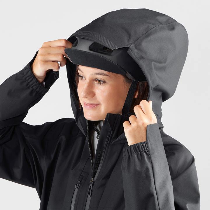 T884624 Salomon fekete női kabát outlife wp commuter parka w fekete