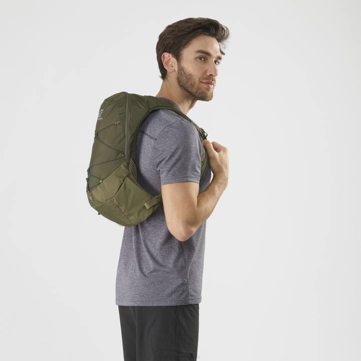 T8841085 Salomon olive night-martini oliva unisex túratáska xt 10 olive night-martini olive