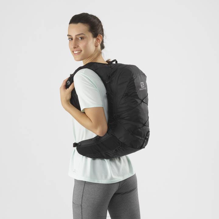 T8841105 Salomon fekete unisex túratáska xt 15 fekete