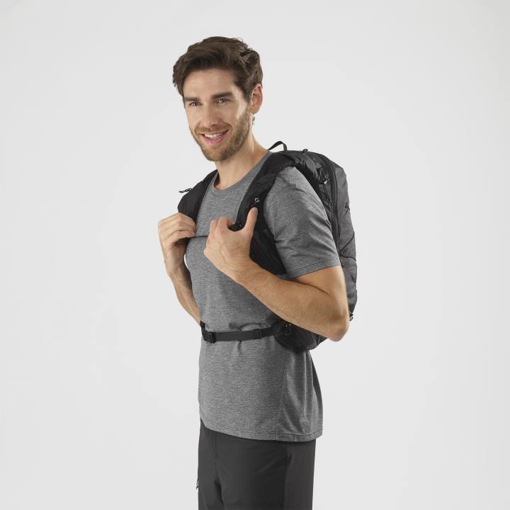 T8841105 Salomon fekete unisex túratáska xt 15 fekete